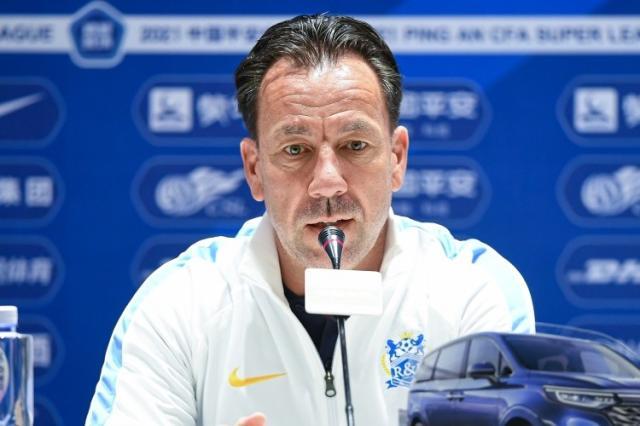 范加斯特总结不败开局：球队实力被低估 配得上7分